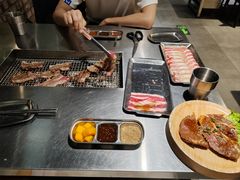 -马路牙子烧烤音乐酒馆(望京店)