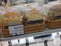 -花园饼屋·吐司蛋糕面包(星海店)