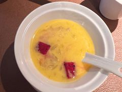杨枝甘露-成隆行·蟹王府(九江路店)
