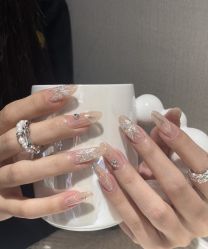 -悦指间美甲美睫