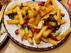 -万里闯关东铁锅炖菜馆(高新旗舰店)