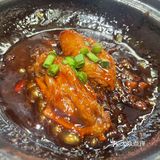 0元玩转这座城这顿鱼头、茄子煲与蛤蜊堪称舌尖盛宴！