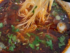 -吾穆勒蓬灰牛肉面·清真(北滨河中路店)