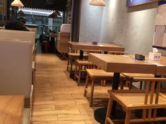 -刀小蛮半只鸡过桥米线(家乐福四元桥店)