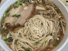 -老西白点心店