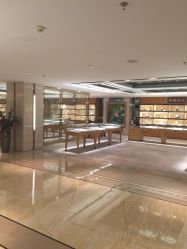 -北京七彩云南翡翠珠宝旗舰店(月坛店)