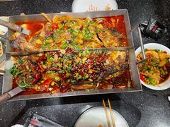 清江鱼-鸣记脆皮烤鱼·海鲜烤鱼(亿合城店)