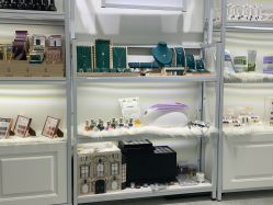 -甲骨文美甲美睫美容化妆