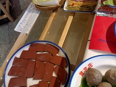 -贤合庄卤味火锅(济南泉城路店)