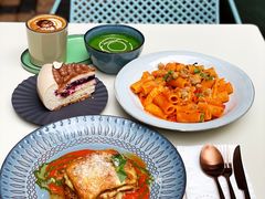 -潮一不贰·法式甜品·生日蛋糕·西式简餐(外滩店)