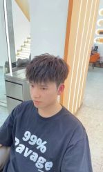 -尤司男士国潮理发馆