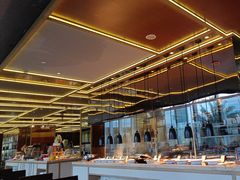 -大中华希尔顿酒店-念自助餐·嗨啤·小龙虾