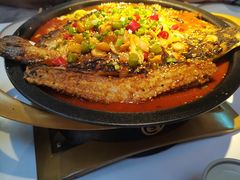 -鸣记脆皮烤鱼·海鲜烤鱼(三八广场店)