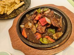 -饭怕鱼·黄焖鲟龙鱼(湖大店)