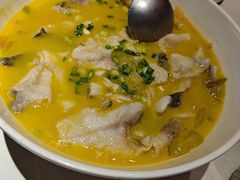 金汤酸菜鱼-大鸭梨烤鸭店(花园村店)