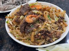 干炒牛河-山珍鲜牛肉火锅本地老字号(汕中老店)