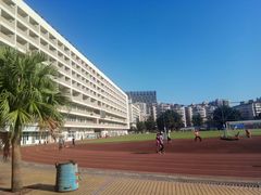 -燕子岗体育场