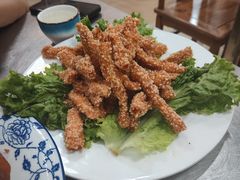 -虹建餐厅