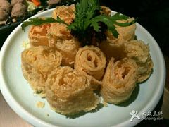 -左庭右院鲜牛肉火锅(新梅广场店)