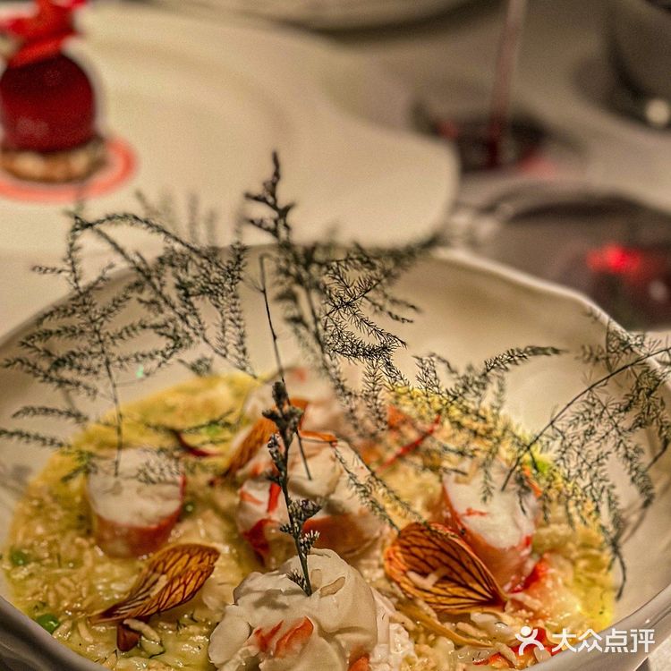 上海拍照|绝美一线江景餐厅！俯瞰浦东！