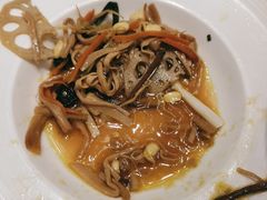 -香山湖家家宴(中山陵店)