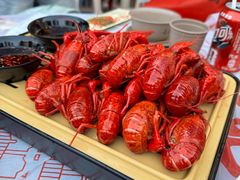 -肥肥虾庄·金牌油焖大虾(汉街SKP店)
