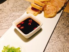 -穹六人间 people 6(岳阳路店)