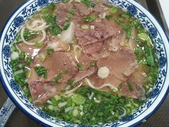 -伊穆祥牛肉面总店·清真