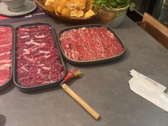 -牛村来人潮汕牛肉火锅(西单店)