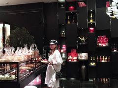 -Salon de The de Joel Robuchon(外滩18号店)