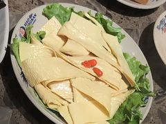 鲜豆皮-小龙坎老火锅(红旗街店)