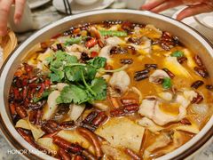 -蔼若春.传承云南菜(金碧公园店)