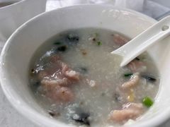 皮蛋瘦肉粥-源记肠粉(华贵路店)