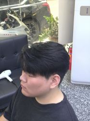 点击看大图 -藤野造型专业烫染接发