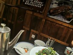 -挂旗柴锅鸡(蚌山区嘉年华店)