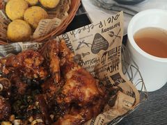 -BHC炸鸡(明洞总店)