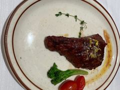 -马克西姆俄罗斯餐厅(通亚街店)