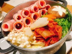 牛肉泡菜锅-小句号·精致料理(江南环球港店)