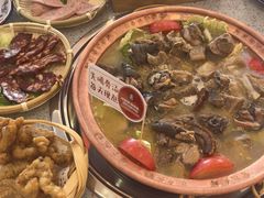 -阿婆情腊排骨火锅(金虹路店)