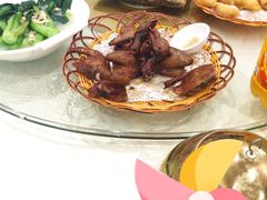 红烧乳鸽-鸿记海鲜大酒楼(开发区店)