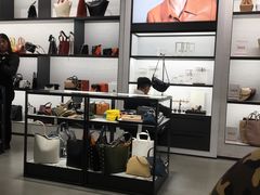 -Charles & Keith(大运河购物中心店)