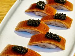 烤鸭配卡露伽鱼子-小大董·烤鸭(五棵松店)