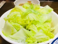 焯白菜-老爆肚满五香烧牛羊肉