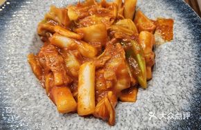 Spicy Kimchi and Cheese Rice Cake Stir-fry