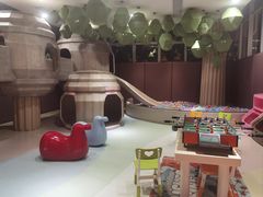 -水桶王国主题餐厅·聚会·生日派对·亲子活动·家庭套餐(亚龙湾希尔顿店)