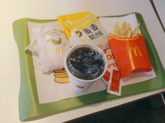 -麦当劳(国家体育场南路店)