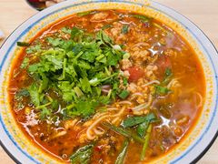 -小韭仙·丽江地道小锅米线(银泰城店)