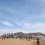 以为人不会太多，结果到海边一看