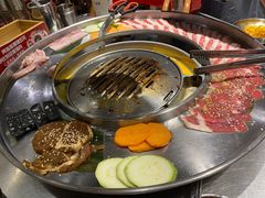 -哈哈碳都·牛肋条无限自助烤肉(台江万达店)