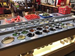 自助调料区-小龙坎老火锅(北京三里屯店)